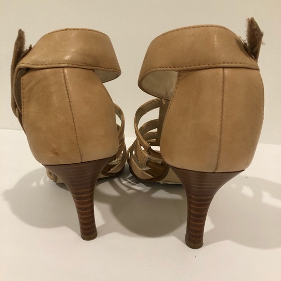 Adrienne Vittadini 5 1/2 M Strappy Heeled Sandal - Picture 3 of 4